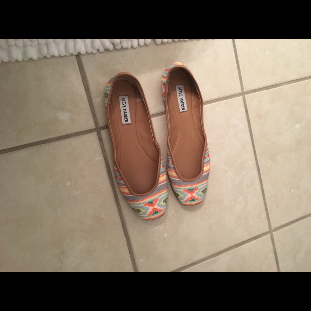 Flats - Picture 3 of 4